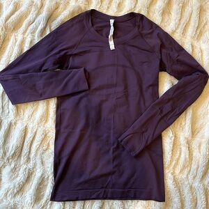 Lululemon swiftly tech long sleeve hip length top